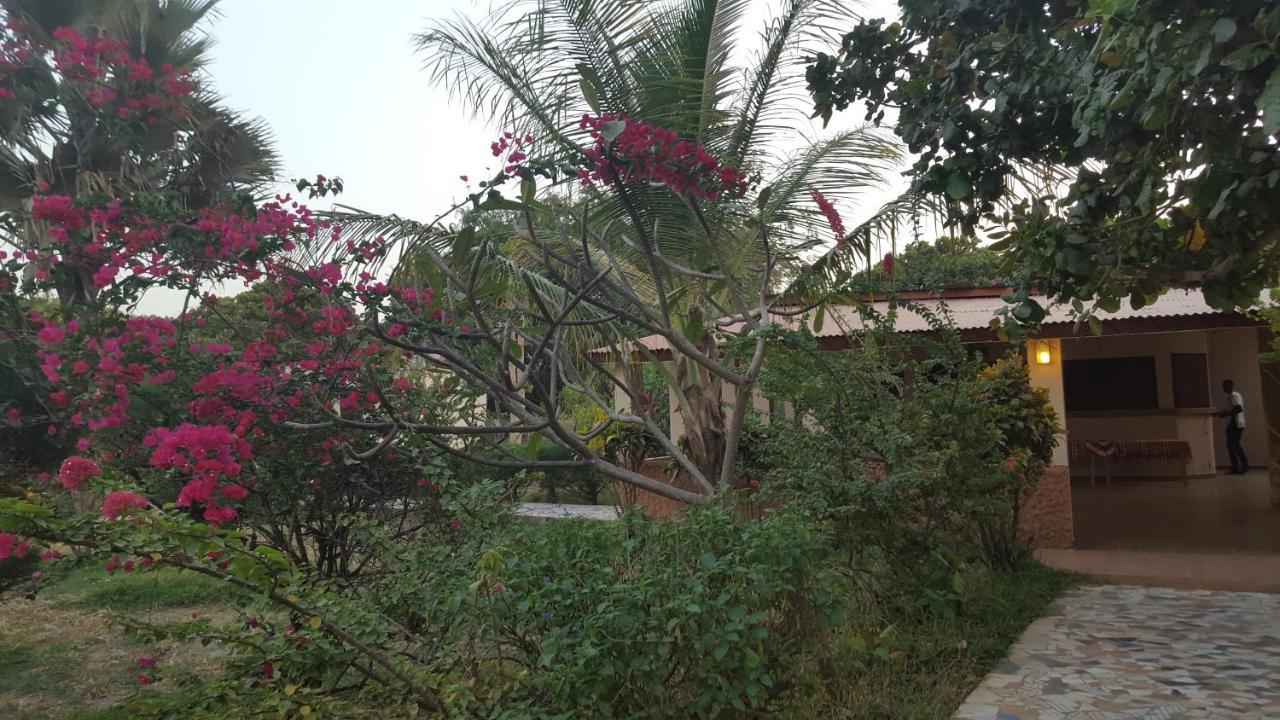 Yuna Village Garden Resort Tubaya Экстерьер фото